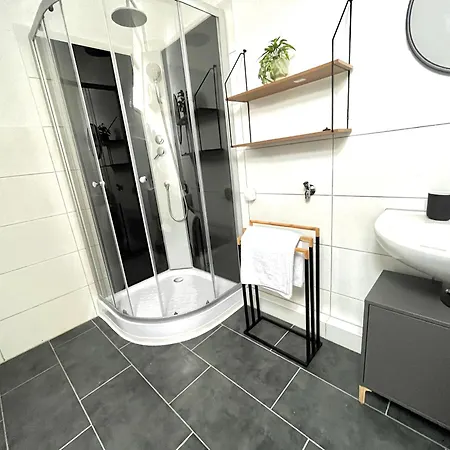 Center - Innenstadt Apartment Emden