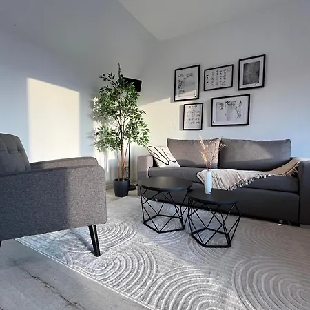 Center - Innenstadt Apartment Emden